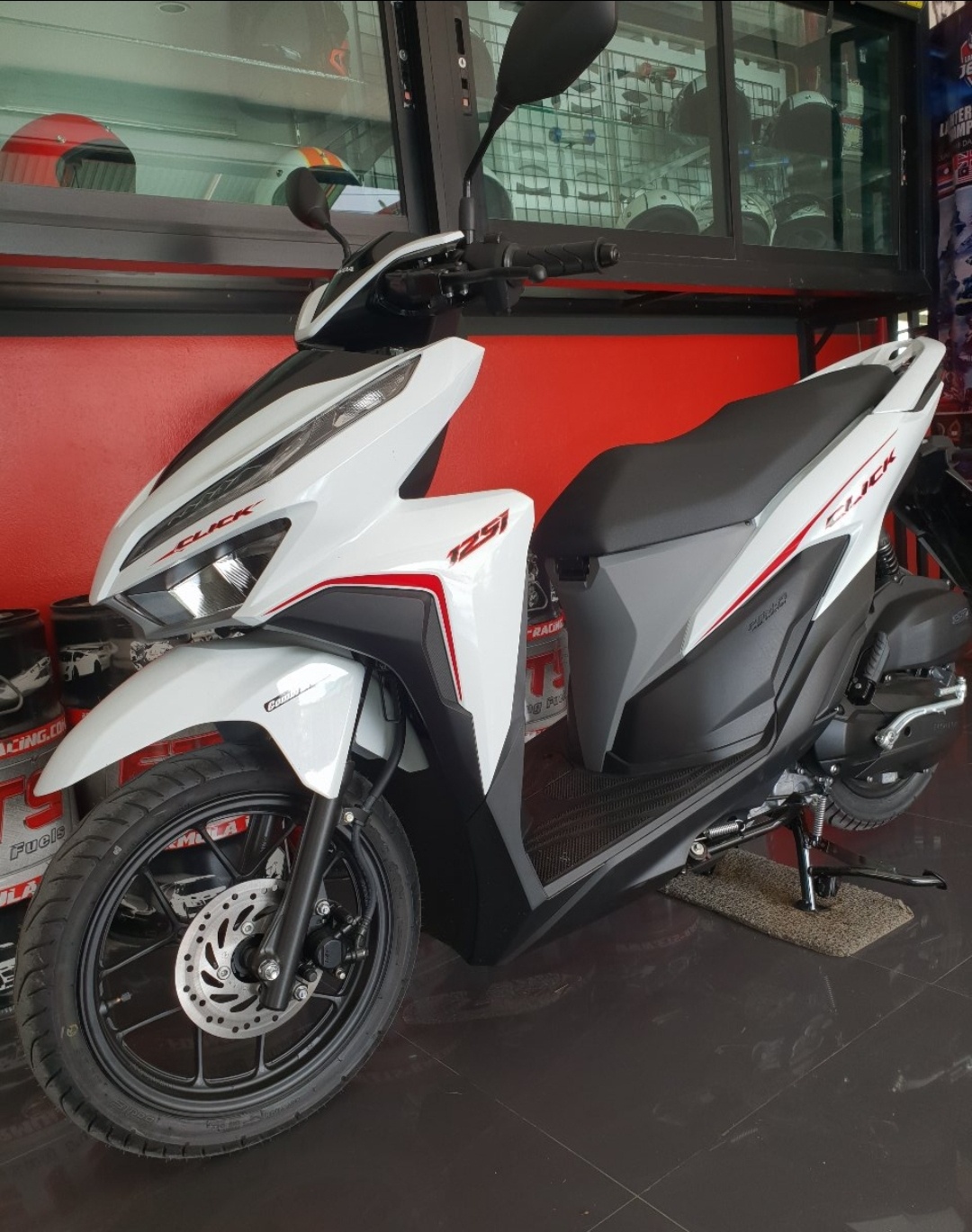 Speedbike loueur depuis 10 ans de motos à Pattaya motos à louer en parfait état